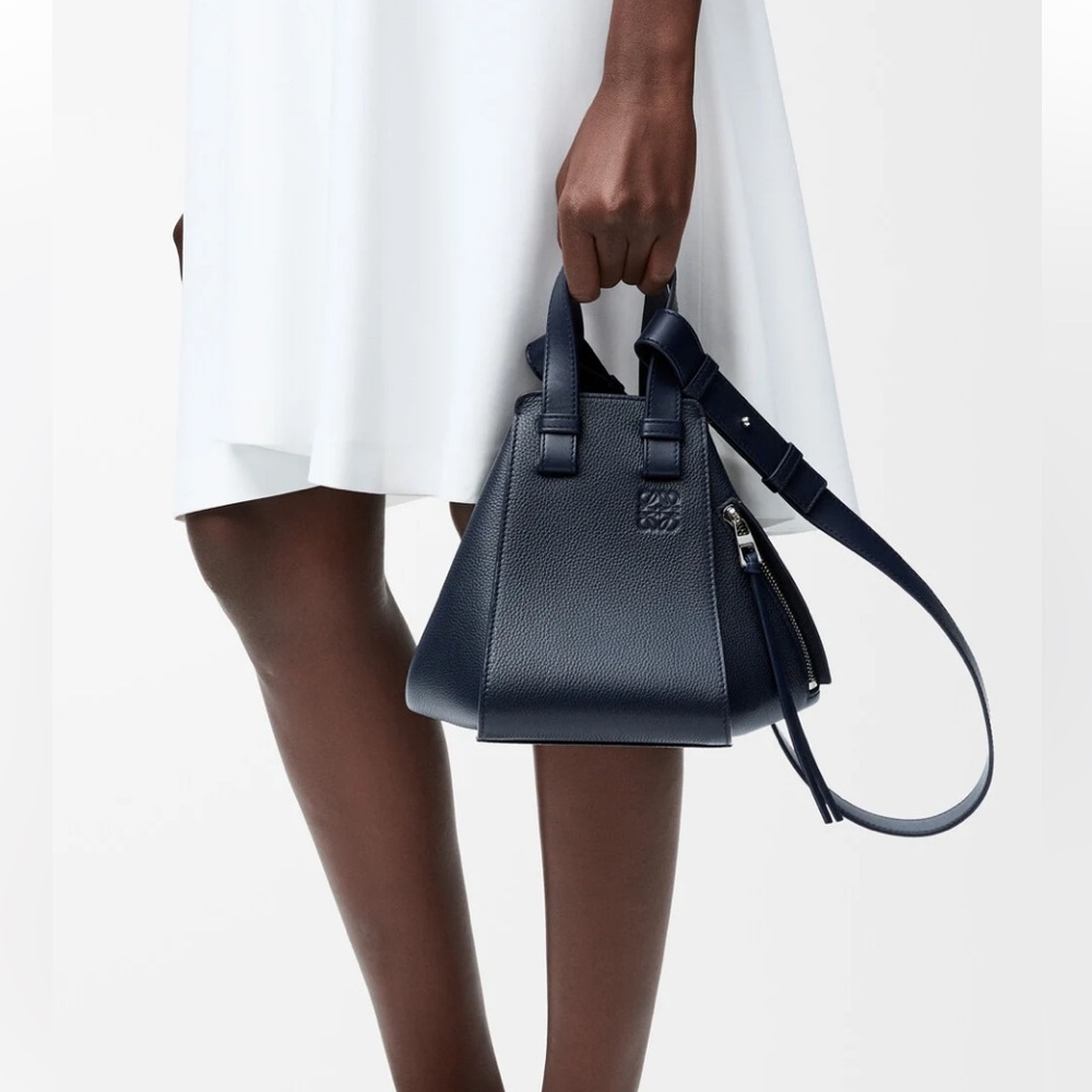 Loewe Compact Hammock Bag - Picture 3 of 15